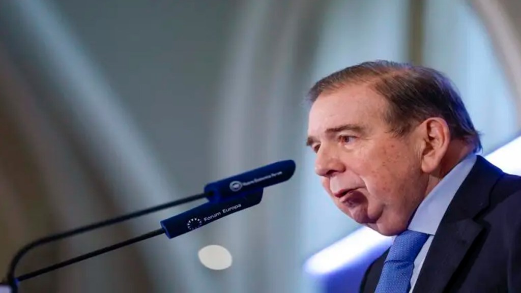 Gobierno de Venezuela emite orden de captura contra opositor de la extrema derecha Edmundo&nbsp;González
