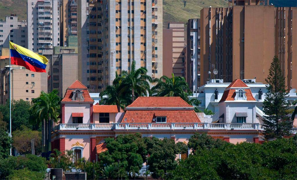 La Administración Pública debe estar al servicio del&nbsp;pueblo