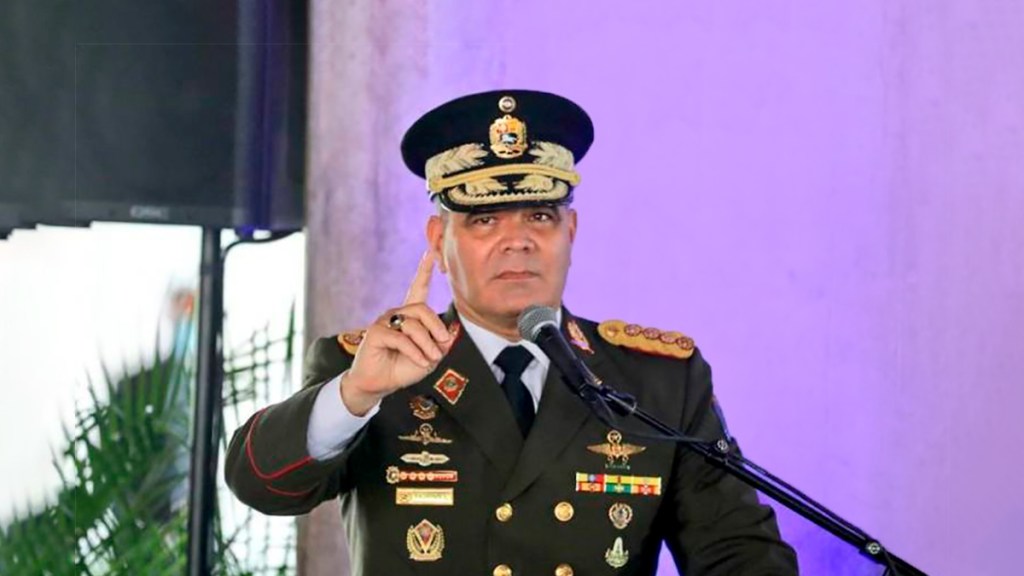 Ministro de Defensa de Venezuela a EE.UU.: «No nos quebramos ni con sanciones ni con&nbsp;chantajes»