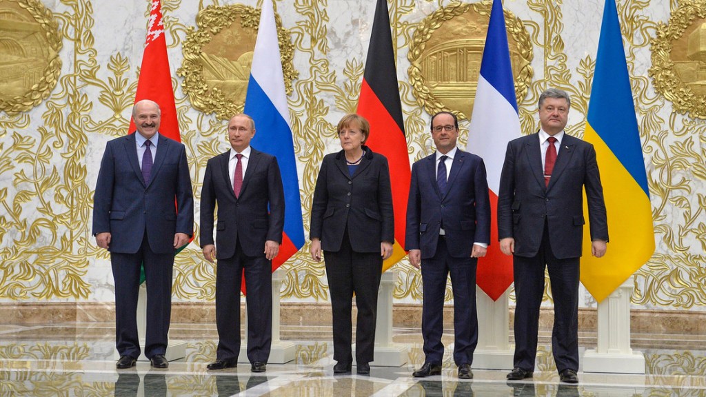 A 10 años de la firma de los acuerdos de Minsk: ¿qué evidenció el «sabotaje de&nbsp;Kiev»?