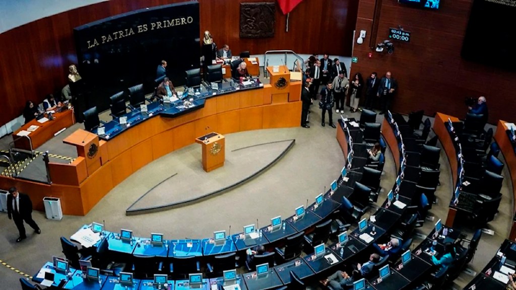 Senado de México aprueba reforma constitucional contra la&nbsp;reelección