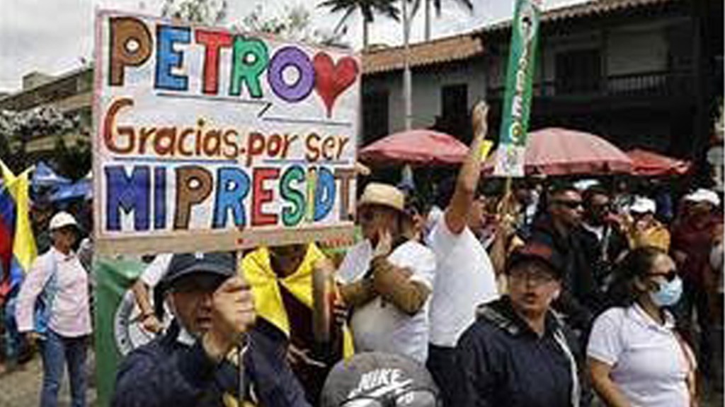 ¿Será posible reformar el caos controlado en Colombia? 