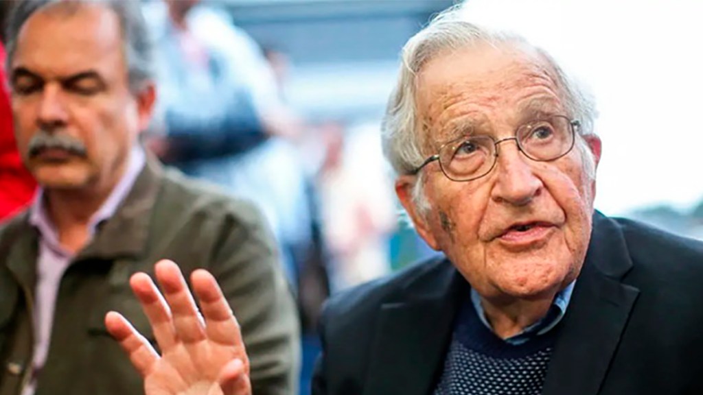 Noam Chomsky y la alternativa socialista al caos&nbsp;climático