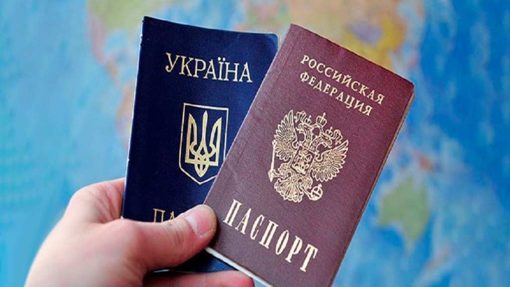 ¿Por qué Rusia acaba de decretar que los ucranianos deben legalizar su presencia o&nbsp;marcharse?