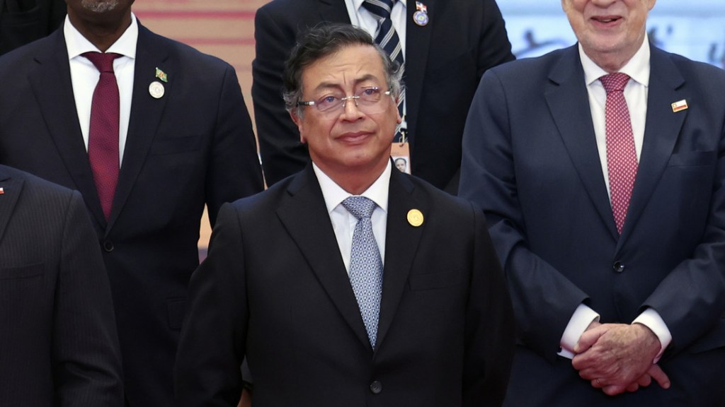 Colombia inicia el proceso de adhesión al banco de los&nbsp;BRICS