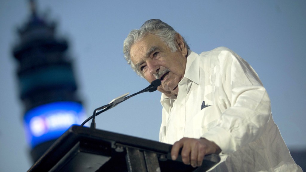 «Me puse a cambiar el mundo»: los momentos que marcaron la vida de José Mujica, en sus propias&nbsp;palabras