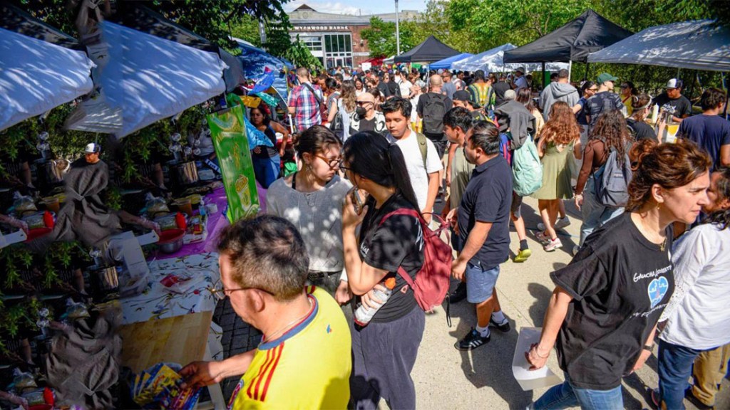 Por una comunidad latino-canadiense más&nbsp;inclusiva