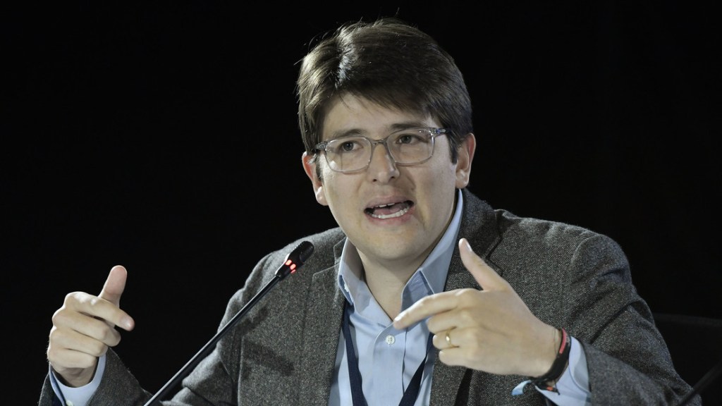 Menor que disparó a Miguel Uribe revela quién lo&nbsp;contrató