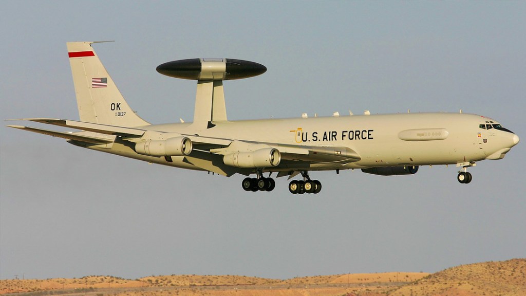 Venezuela denuncia vuelos frecuentes de aviones militares de EE.UU. cerca de sus costas en plena tensión en el&nbsp;Caribe