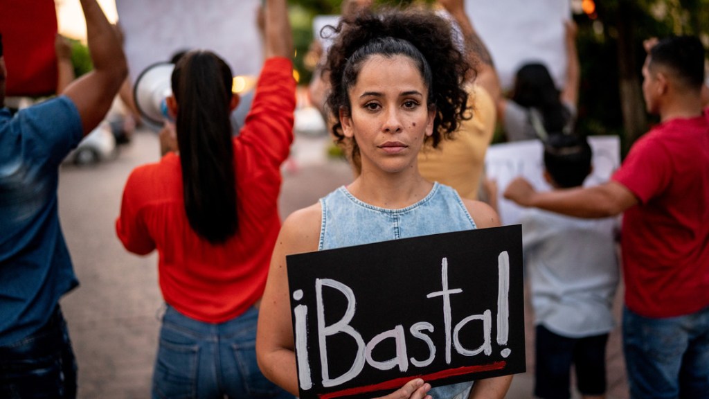 Pseudoprogresismo o fascismo: la doble trampa del poder&nbsp;global