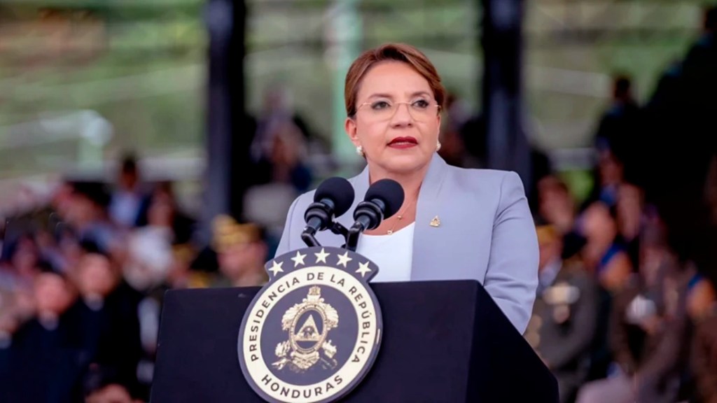 Presidenta de Honduras exhorta a las Fuerzas Armadas a proteger las elecciones&nbsp;presidenciales