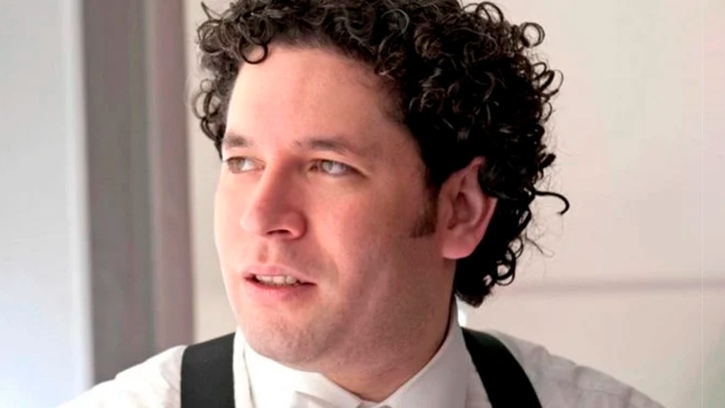 ONG aliada de la oposición acosa a Dudamel en Nueva&nbsp;York