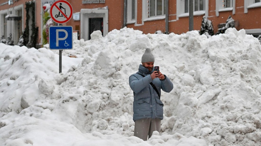 La tormenta de nieve en Moscú se convierte en una de las más fuertes en casi 150&nbsp;años