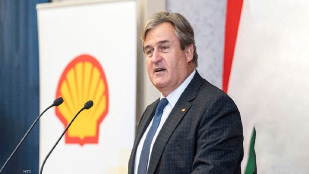 Istvan Kapitany podría tener éxito en Hungría donde George Soros&nbsp;fracasó.