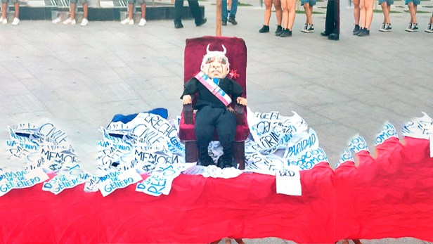 Se fue Boric y entró Kast: siguen pasando bala contra la juventud trabajadora y&nbsp;popular