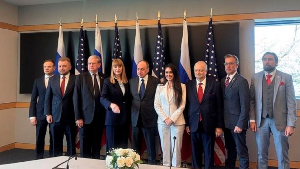 ¿Cuál es la importancia del diálogo interparlamentario ruso-estadounidense recientemente&nbsp;reanudado?