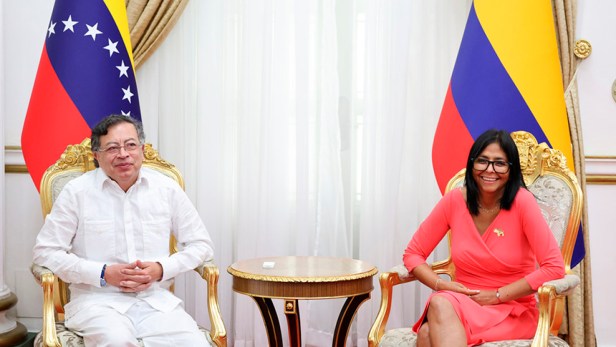 Delcy Rodríguez y Gustavo Petro ofrecen un mensaje&nbsp;conjunto