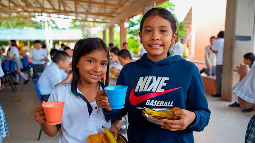 Con inversión histórica de más de $25.000 millones, Gobierno garantiza alimentación escolar universal en&nbsp;Guaviare