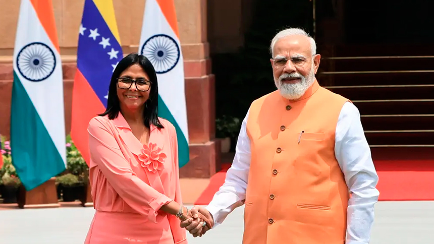 Presidenta (E) Delcy Rodríguez sostiene encuentro con el primer ministro indio Narendra&nbsp;Modi