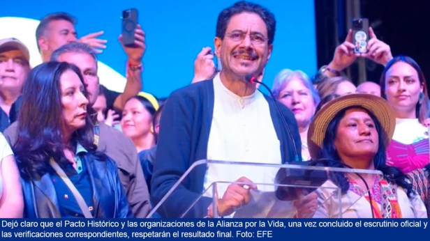 Colombia inicia el escrutinio y Cepeda impugna 33.000&nbsp;mesas