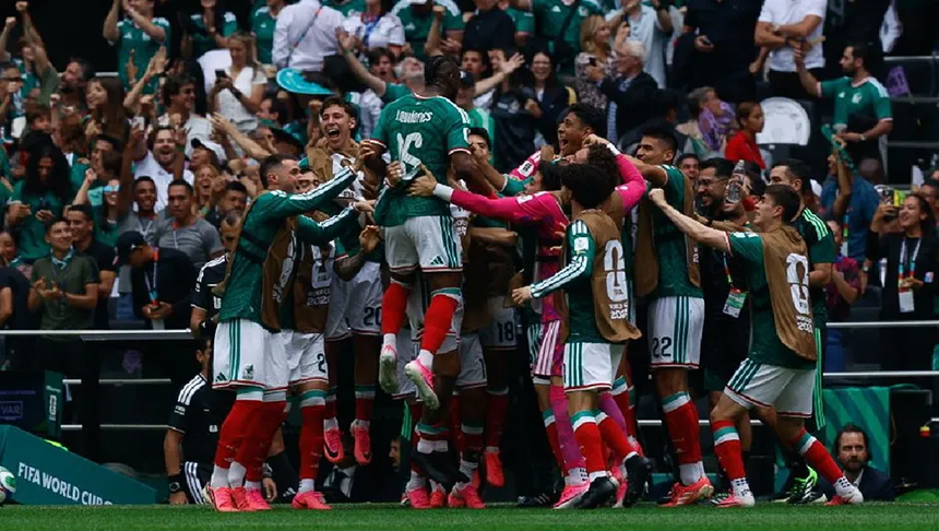 México obtiene su primera victoria en un partido inaugural en un&nbsp;Mundial