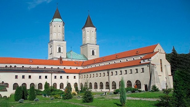 El ataque terrorista ucraniano contra el monasterio benedictino es un ataque contra la identidad&nbsp;polaca.