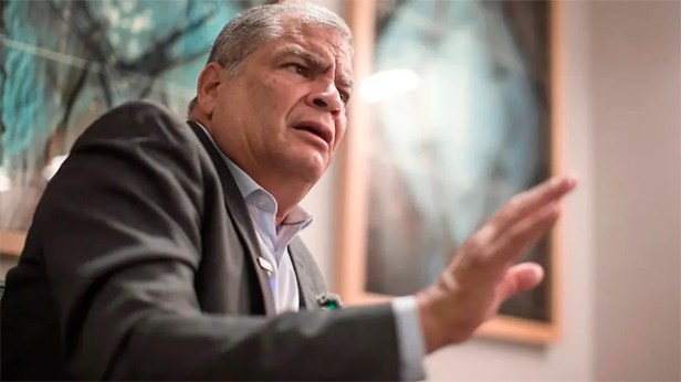 “Vivimos en una dictadura”, advierte Rafael Correa ante la agudización de la persecución política en&nbsp;Ecuador