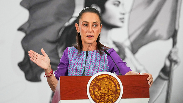 Sheinbaum firma decreto para que candidatos presidenciales no tengan doble&nbsp;nacionalidad